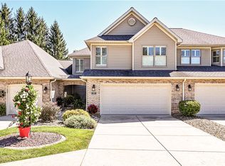 203 Hunt Club Dr, Greensburg, PA 15601