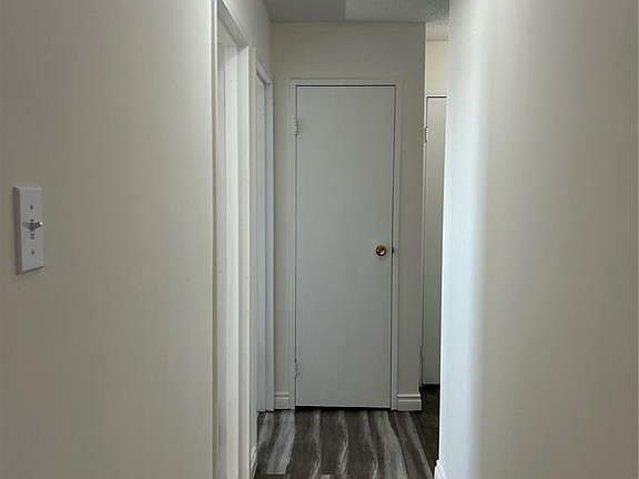 2nd image of 139 Saint Lawrence Ct Unit 404