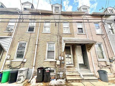 838 1/2 Elliger St, Allentown, PA, 18102