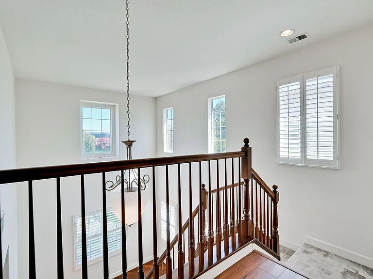 675 W Esplanade Dr — Photo 15