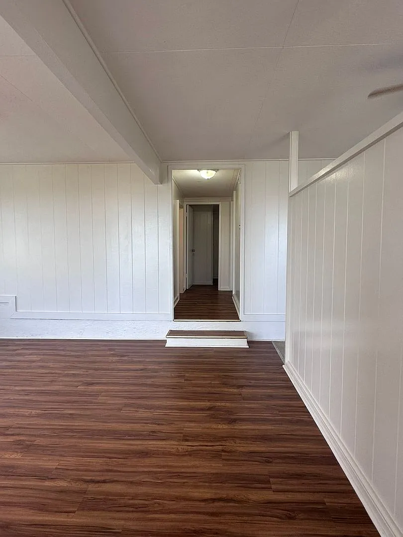 139A101I- 1701 Skyline Dr. — Photo 4