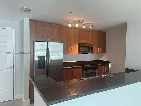 5th image of 1300 Ponce De Leon Blvd APT 800