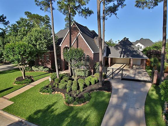 Home is situated on a beautifully landscaped lot on a quiet cul-de-sac street with plenty of parking for family and guests.