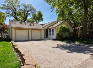 5769 N Anita Ave, Kansas City, MO 64151