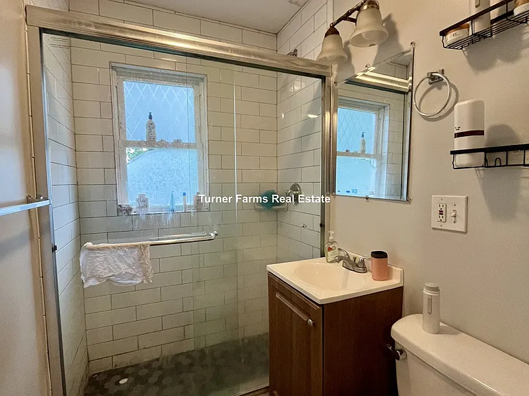 114 Thornton St #1 — Photo 6