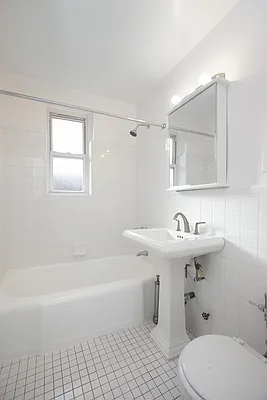 Rented by Argo Residential | media 12