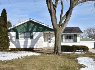5606 S 34th St, Milwaukee, WI 53221