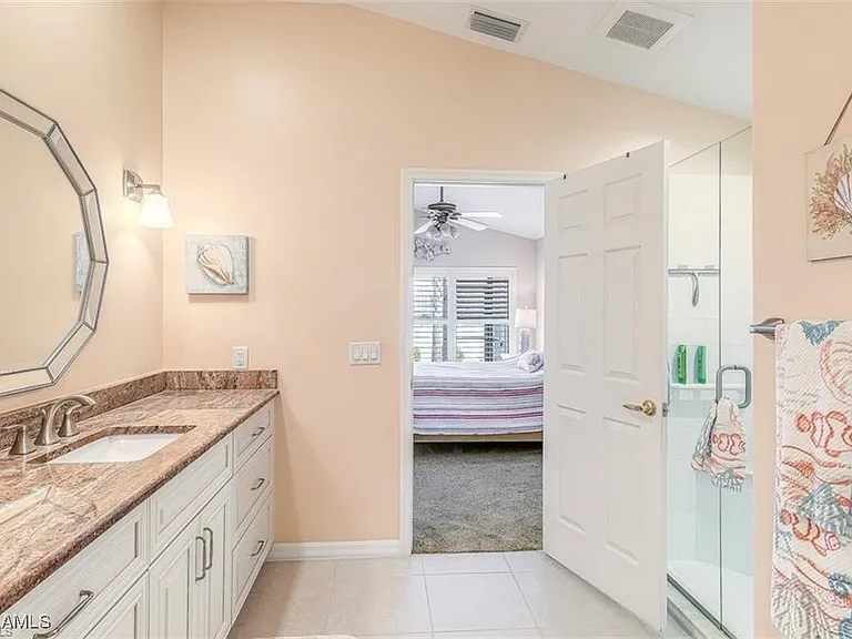 10025 Oakhurst Way — Photo 16