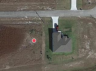 7039 Burma Cir, Labelle, FL 33935