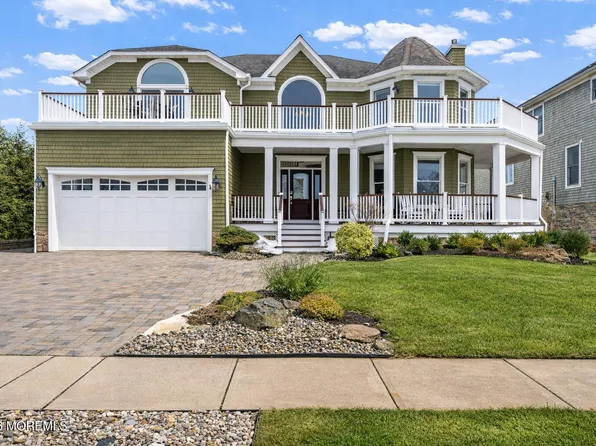 10 Imbrie Place, Sea Bright, NJ 07760