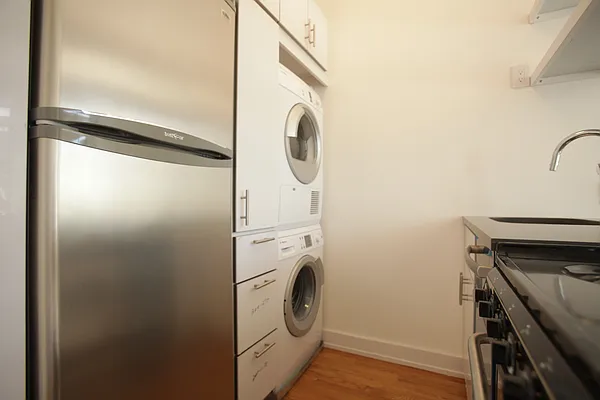 Rented by Manhattan Residential Inc. | media 14