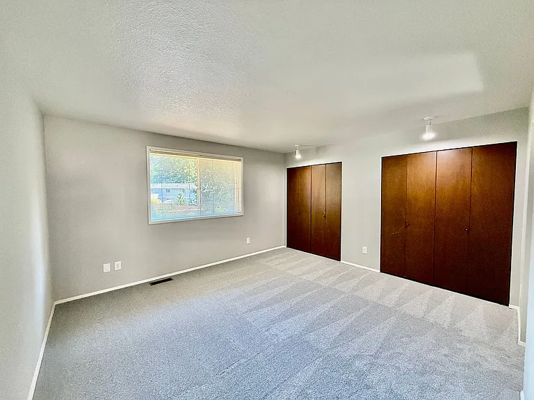 5518 151st Pl SW — Photo 11