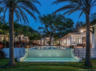 10830 SW 69th Ave, Pinecrest, FL 33156