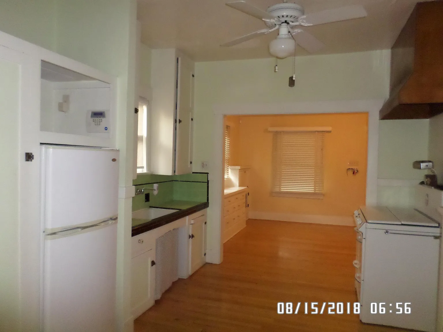 2 bed, 900 sqft, $1,495 — Photo 3