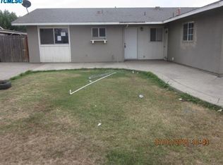 15937 Citrus Ave, Ivanhoe, CA 93235