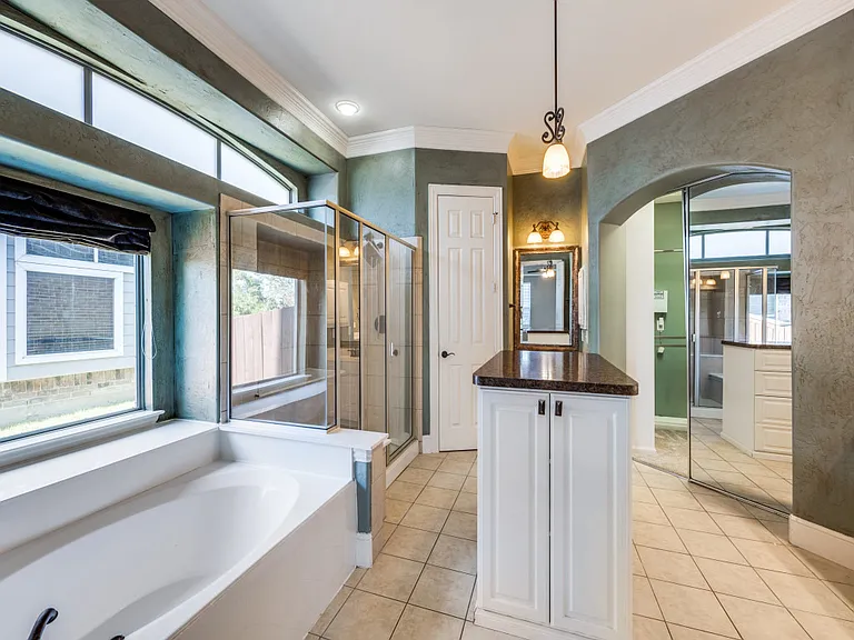 4463 Fallmeadow Dr — Photo 16