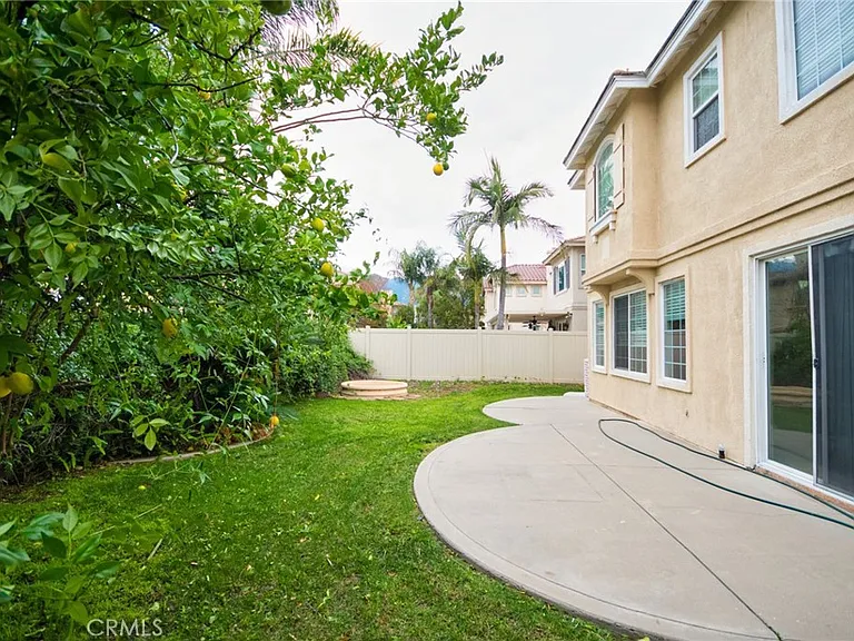 7238 San Carmela Ct — Photo 47