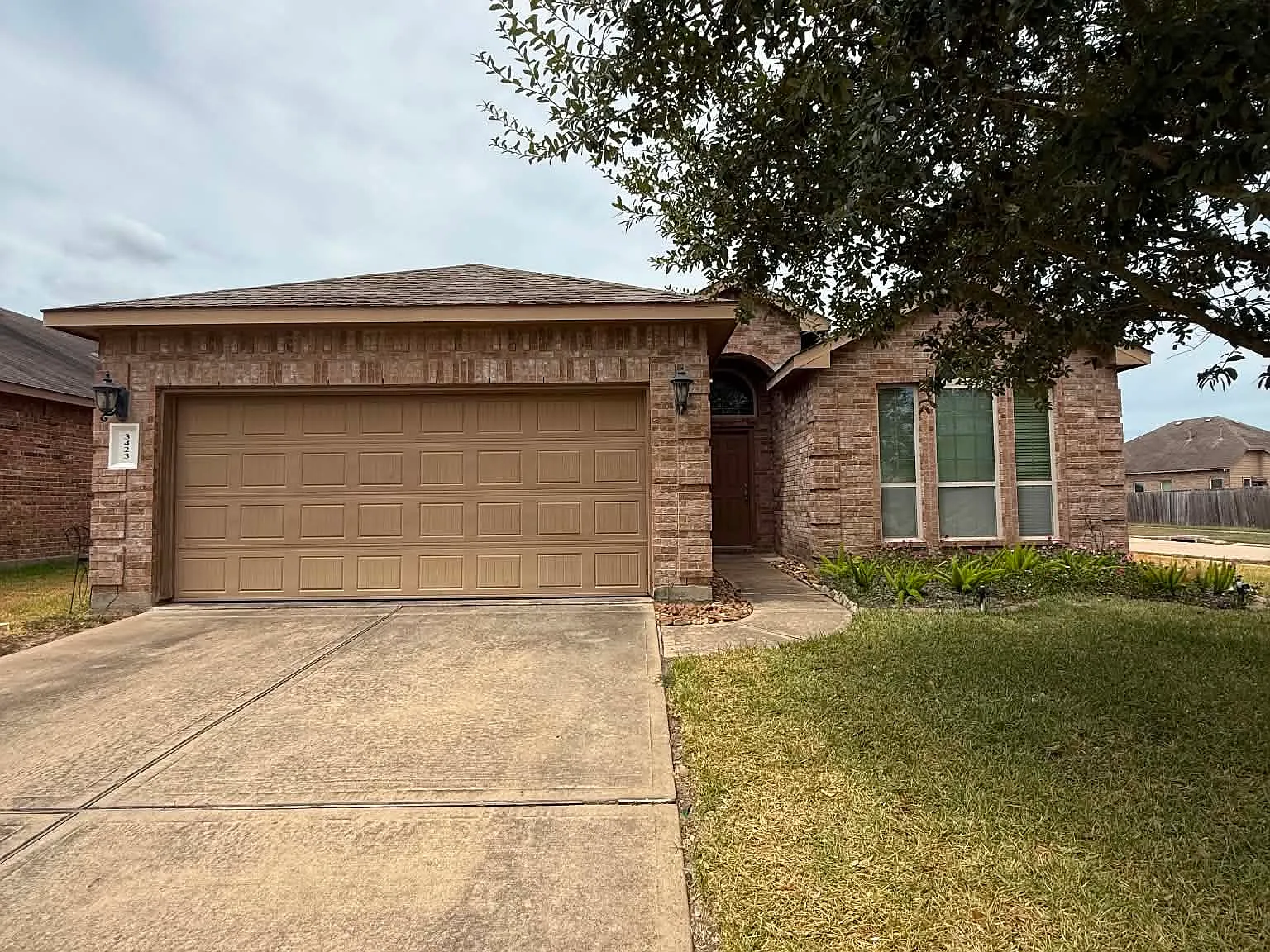 3 bed, 1624 sqft, $2,150 — Photo 3