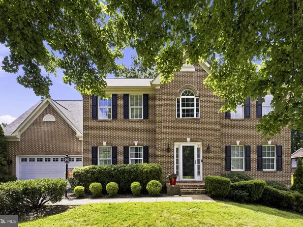 5 Lakewind Ln, Stafford, VA 22554