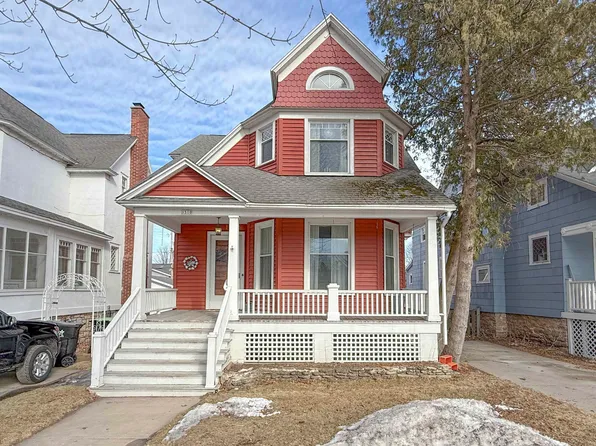 1510 7th St, Menominee, MI 49858