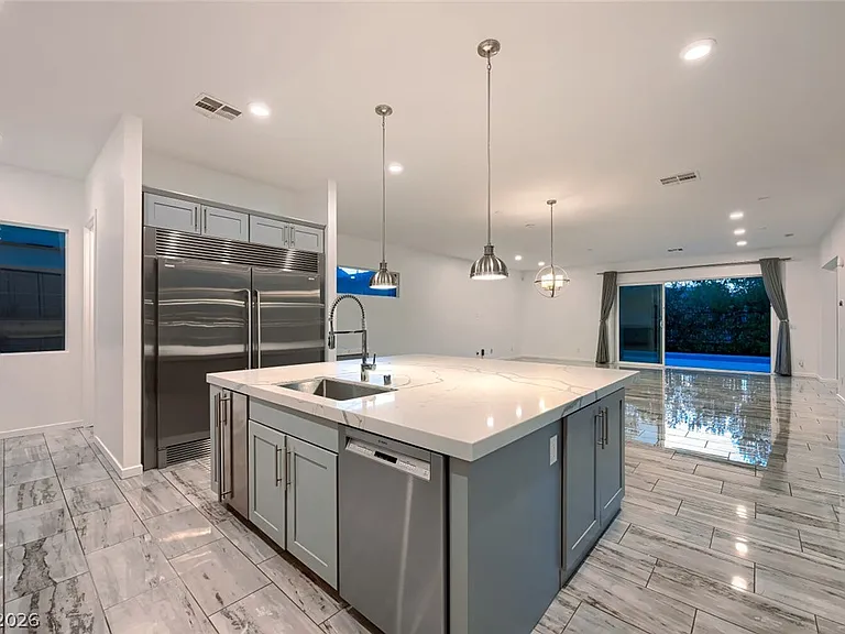 10334 Jade Gardens Dr — Photo 13