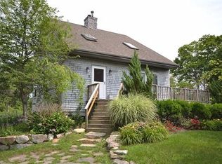 11 Cottage St, Marion, MA 02738