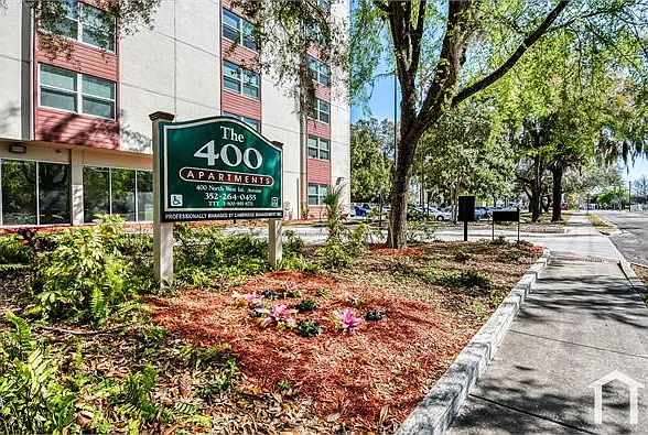 400 NW 1st Ave — Photo 2