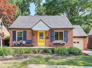 30912 Carlton Dr, Bay Village, OH