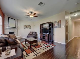 298 Spring Dr, Kyle, TX 78640