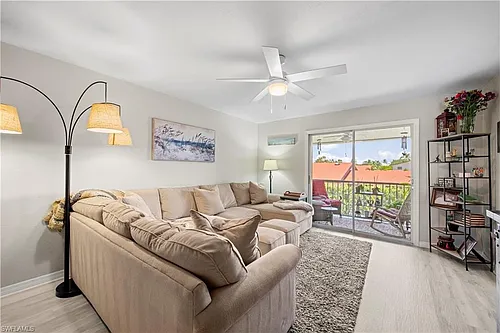 154 Cypress Way E Photo 1