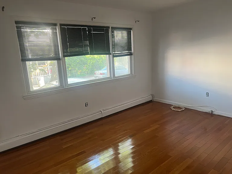 11 Meadow St #2 — Photo 8