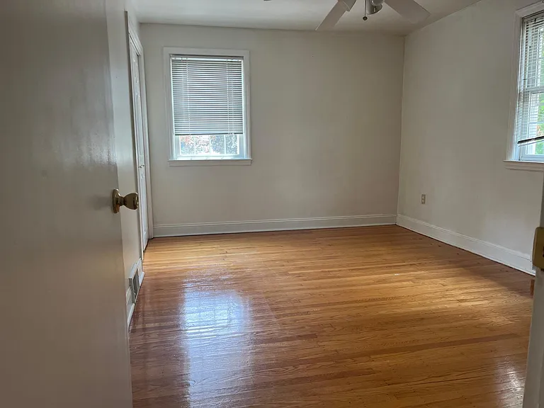 200 Grandview Rd — Photo 12