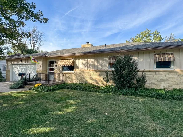 8442 W Murdock Ave, Wichita, KS 67212