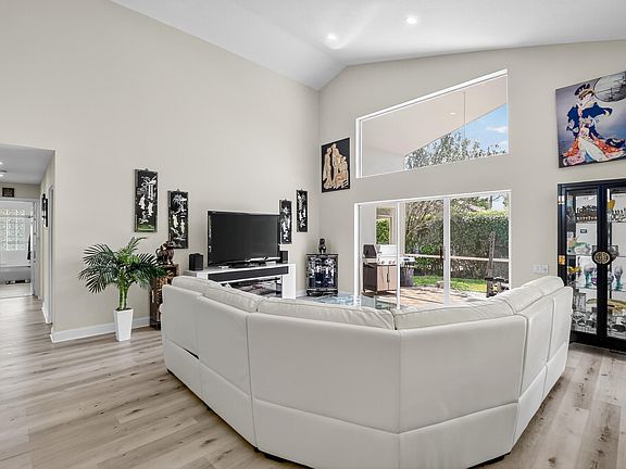 5th image of 6060 Pitch Lane