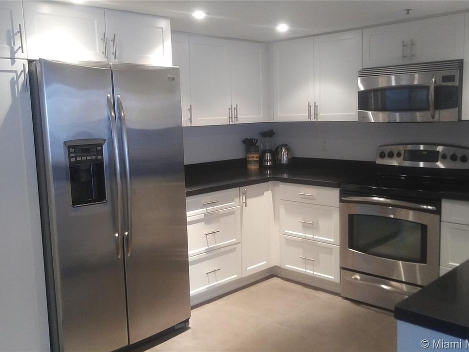 1st image of 1627 Brickell Ave APT 2904