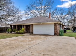 868 Dunbarton Rd, Montgomery, AL 36117