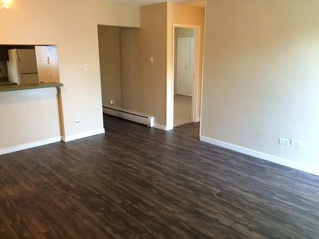 2 bed, 900 sqft, $1,525 — Photo 3