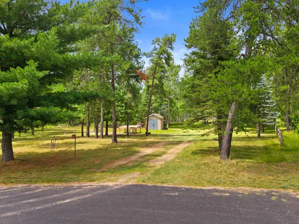 804 Marlboro Ct, Nekoosa, WI 54457