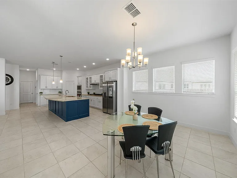 2211 Stone Lodge Ct — Photo 13
