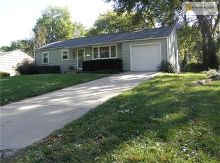 5317 W 76th Ter, Prairie Village, KS 66208