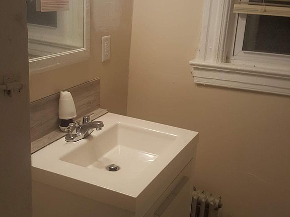 2nd image of 259 Amherst St Floor 2