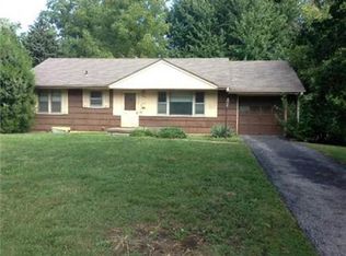 11900 W 60th Pl, Shawnee, KS 66216