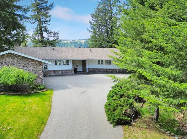 221 West Pl, Princeton, BC V0X 1W0