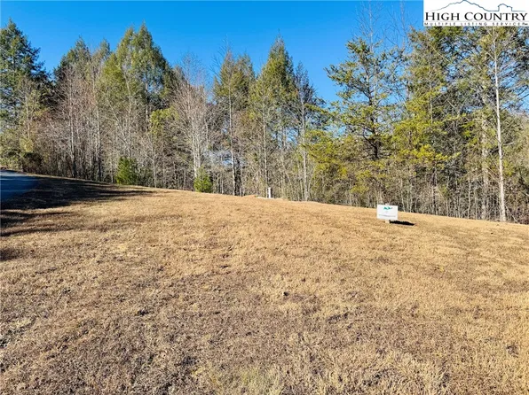 1.3 acres 1362 Round Mountain Parkway, Lenoir, NC 28645