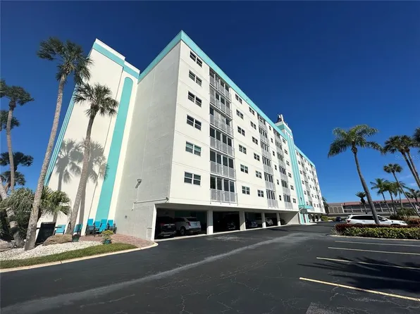 10216 Regal Dr APT 606, Largo, FL 33774