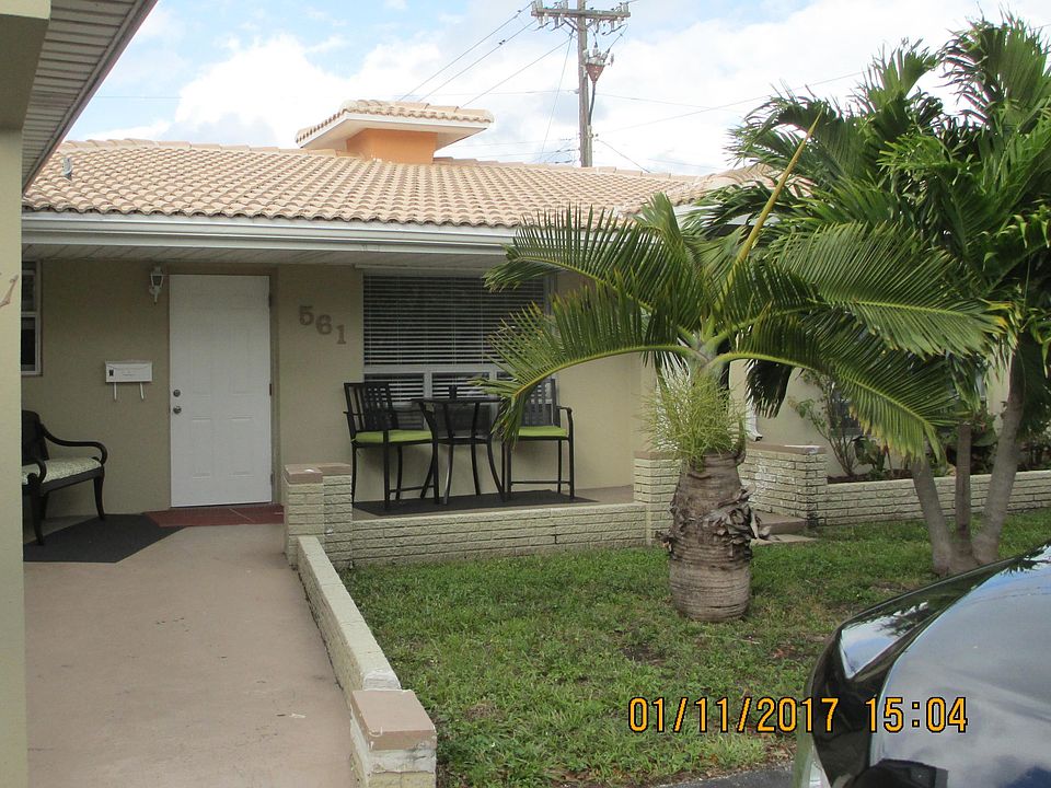1st image of 561 SE 15th St