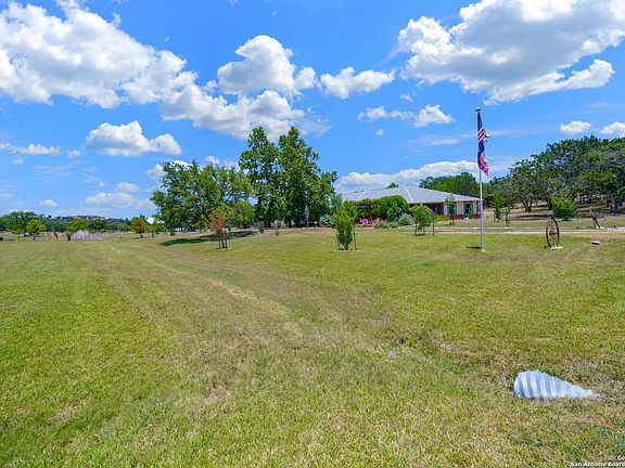 4th image of 130 CATALINA CT