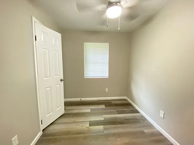 4415 W Charles Bussey Ave — Photo 7