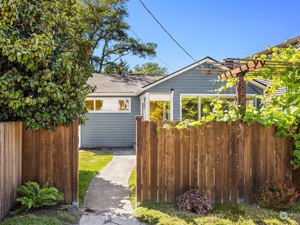 8555 17th Avenue NW, Seattle, WA 98117