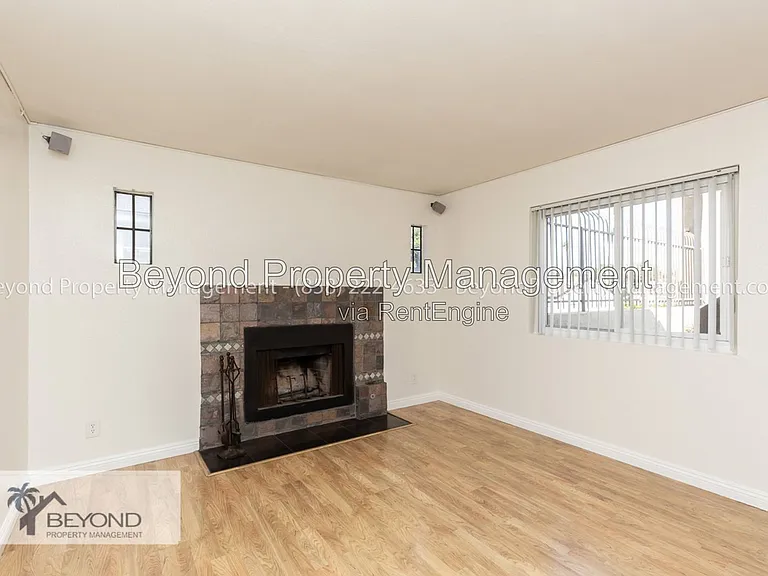 2608 Broadway #3 — Photo 8
